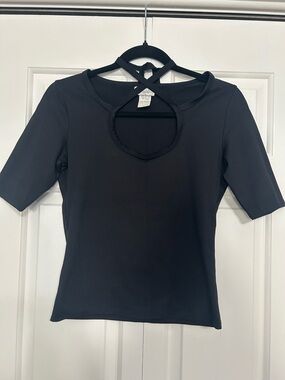 Vintage 90s/Y2K ViVI Black Short Sleeve Top with Strappy Cutout Neckline